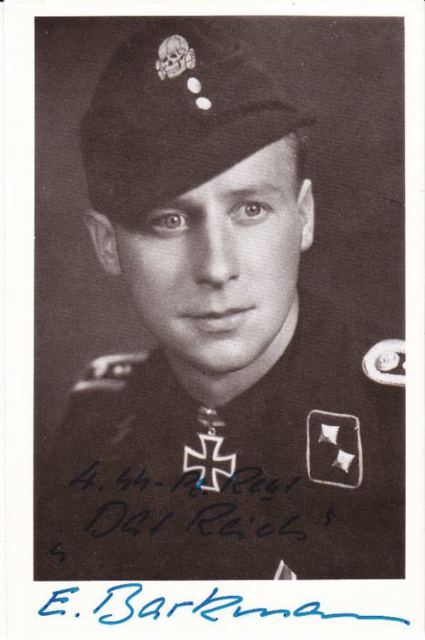 Deze afbeelding heeft een leeg alt-attribuut; de bestandsnaam is Signed-Photo-of-Waffen-SS-Panzer-Ace-SS-Oberscharf_hrer-Ernst-Barkmann1919-2009-Holder-of-the-Knights-Cross.jpg